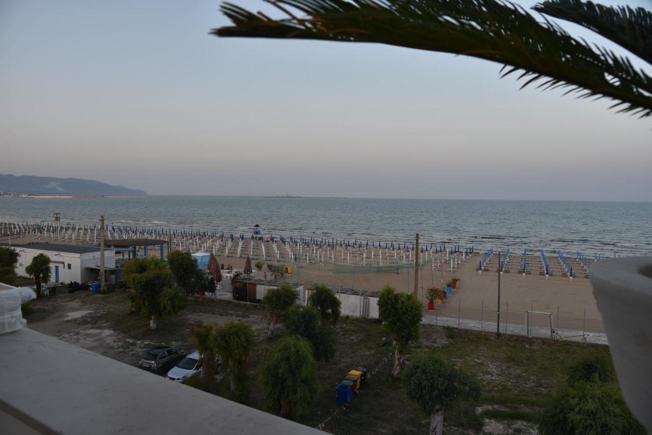 Vista Beb Mare Manfredoine